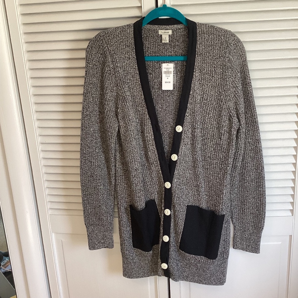 Women’s LLBean costal cartigan sweater